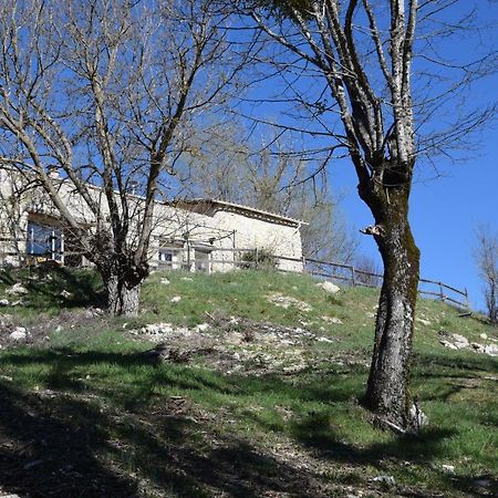 Gites Les Costoliers Châteauneuf-Miravail Eksteriør billede