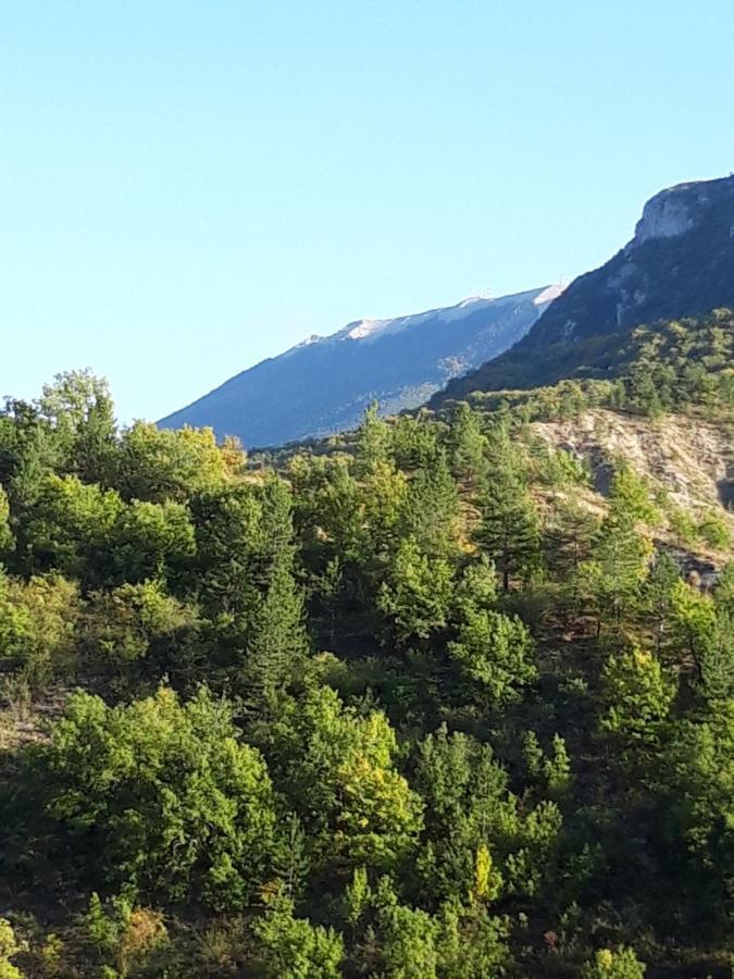 Gites Les Costoliers Châteauneuf-Miravail Eksteriør billede